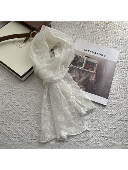 Scarvii - Embroidered Trim Lace Plaid Scarf