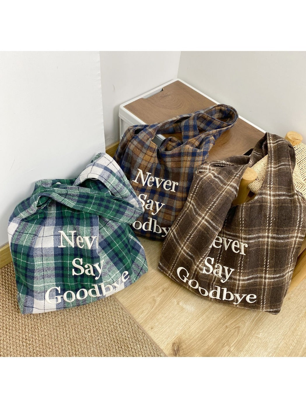 Cosbai – Plaid Embroidered Shoulder Tote