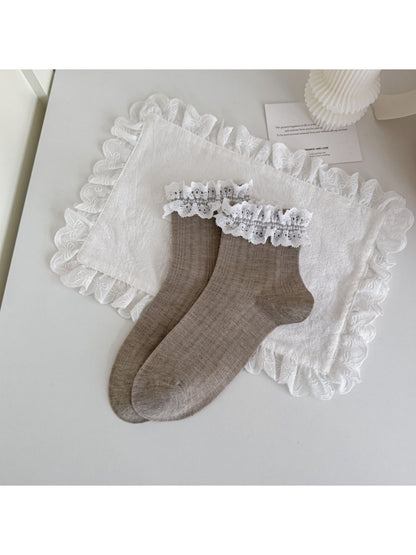 Rufia Lace Trim Floral Mid Calf Socks product photo 7