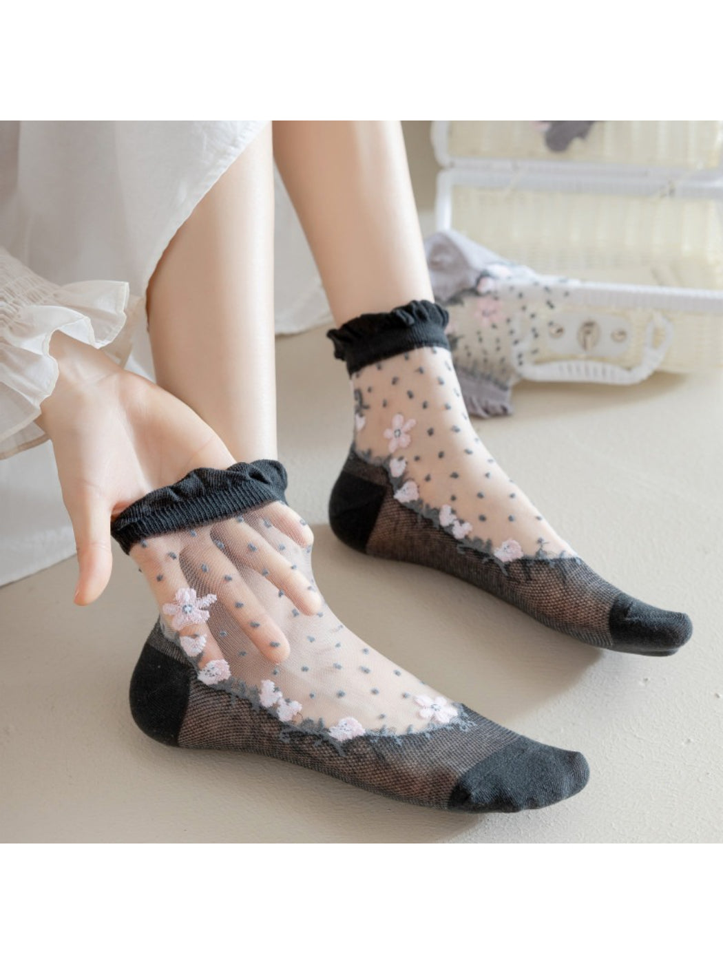 Rufia - Sheer Floral Mesh Ankle Socks product image 3