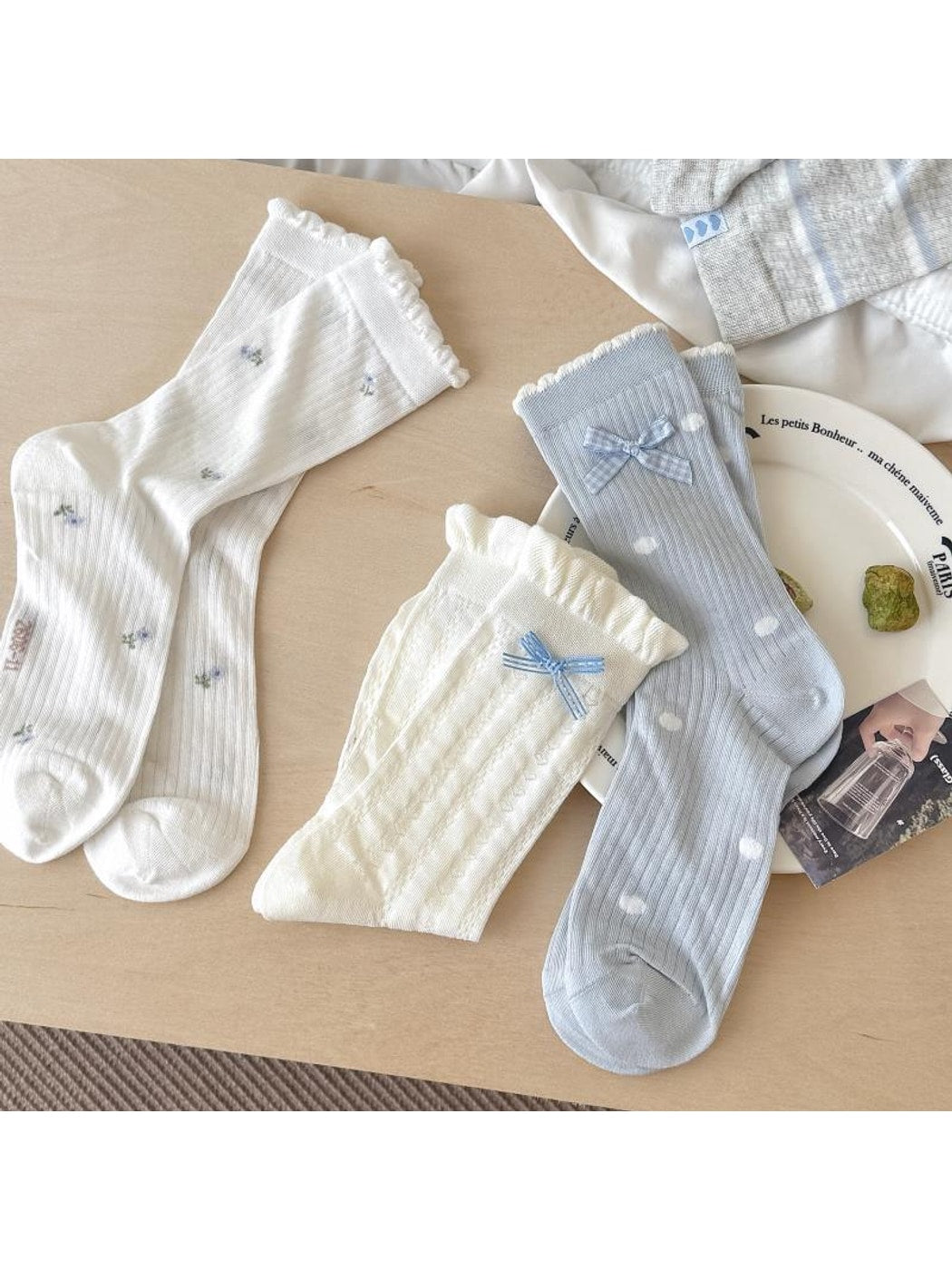 Rufia - Elegant Bow Ruffle Ribbed Crew Socks