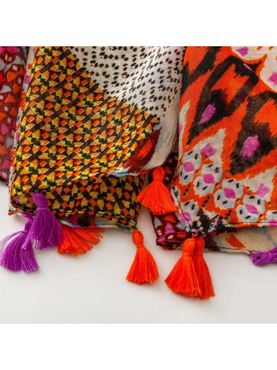 Scarvii - Graphic Patchwork Pattern Soft Scarf