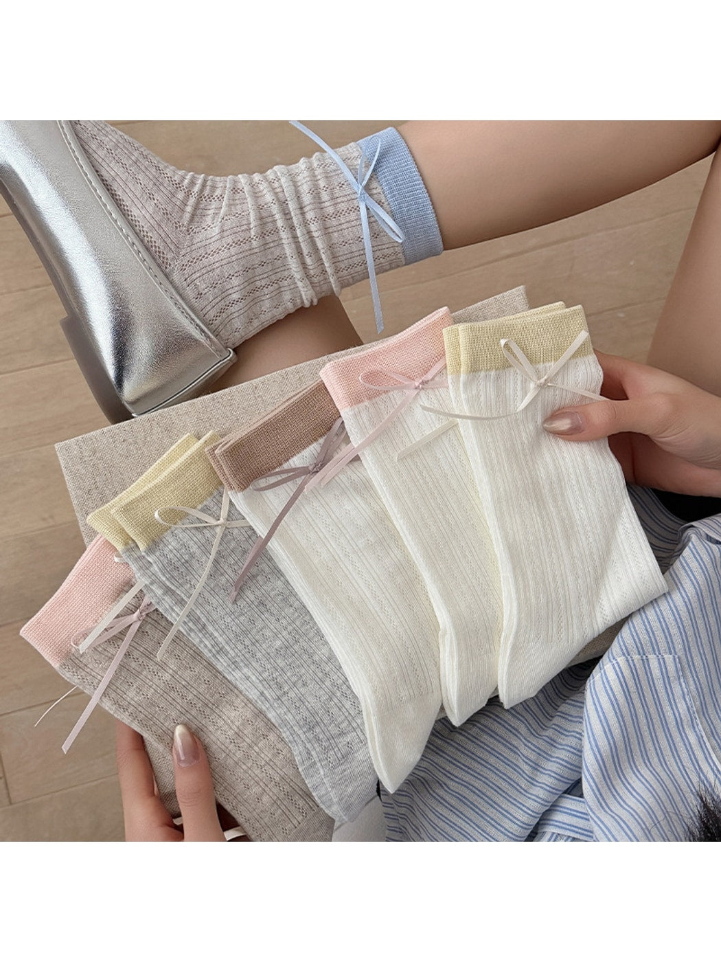 Rufia - Color Block Bow Detail Casual Crew Socks