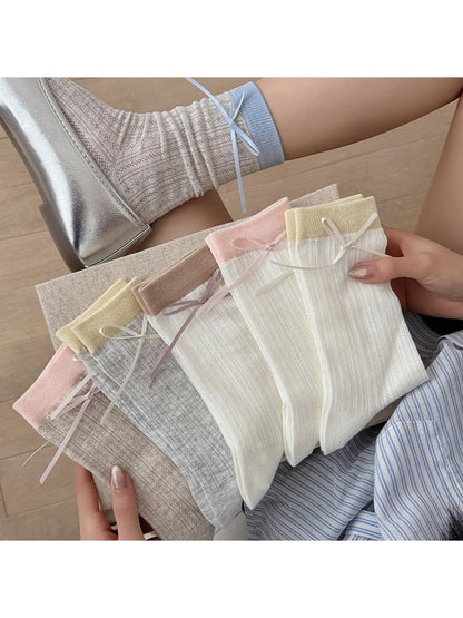 Rufia - Color Block Bow Detail Casual Crew Socks