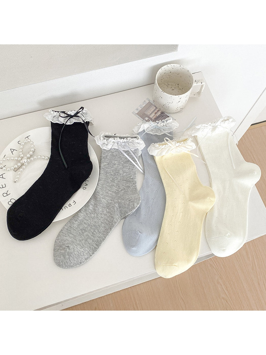 Rufia - Ruffle Lace Trim Bow Detail Crew Socks