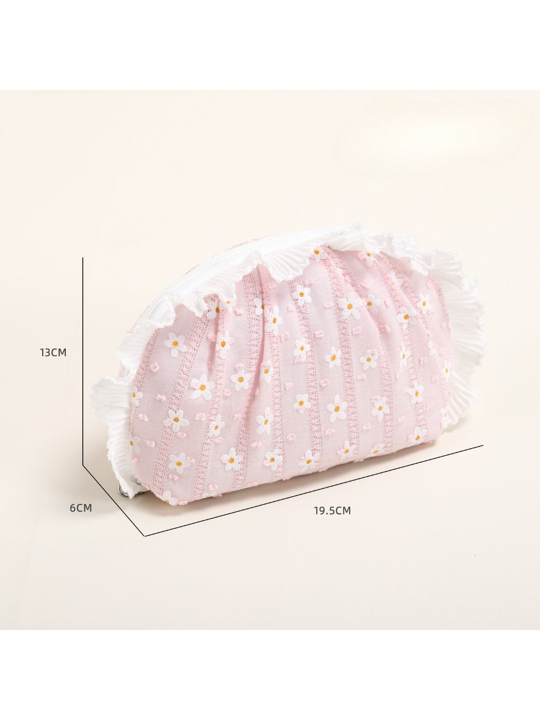 Cosbai - Daisy Ruffle Clutch Pouch detail view 3