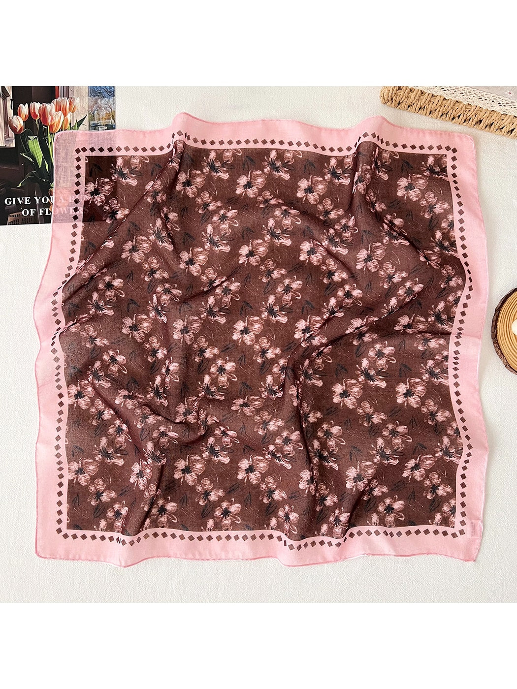 Scarvii - Fresh Floral Pattern Decorative Square Scarf