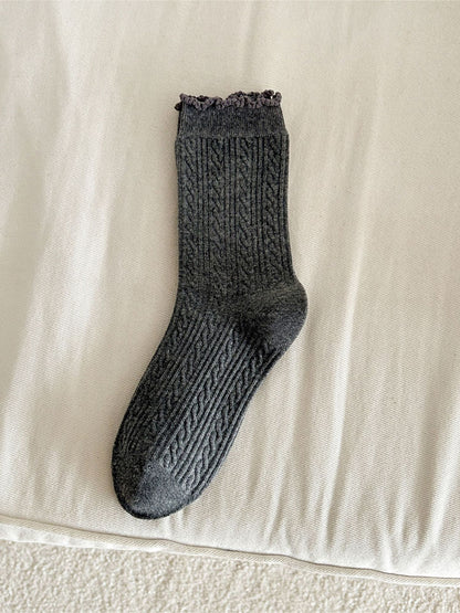 Rufia - Cable Knit Ruffle Cuff Crew Socks