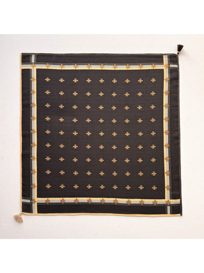 Scarvii - Retro Bee Print Framed Square Scarf