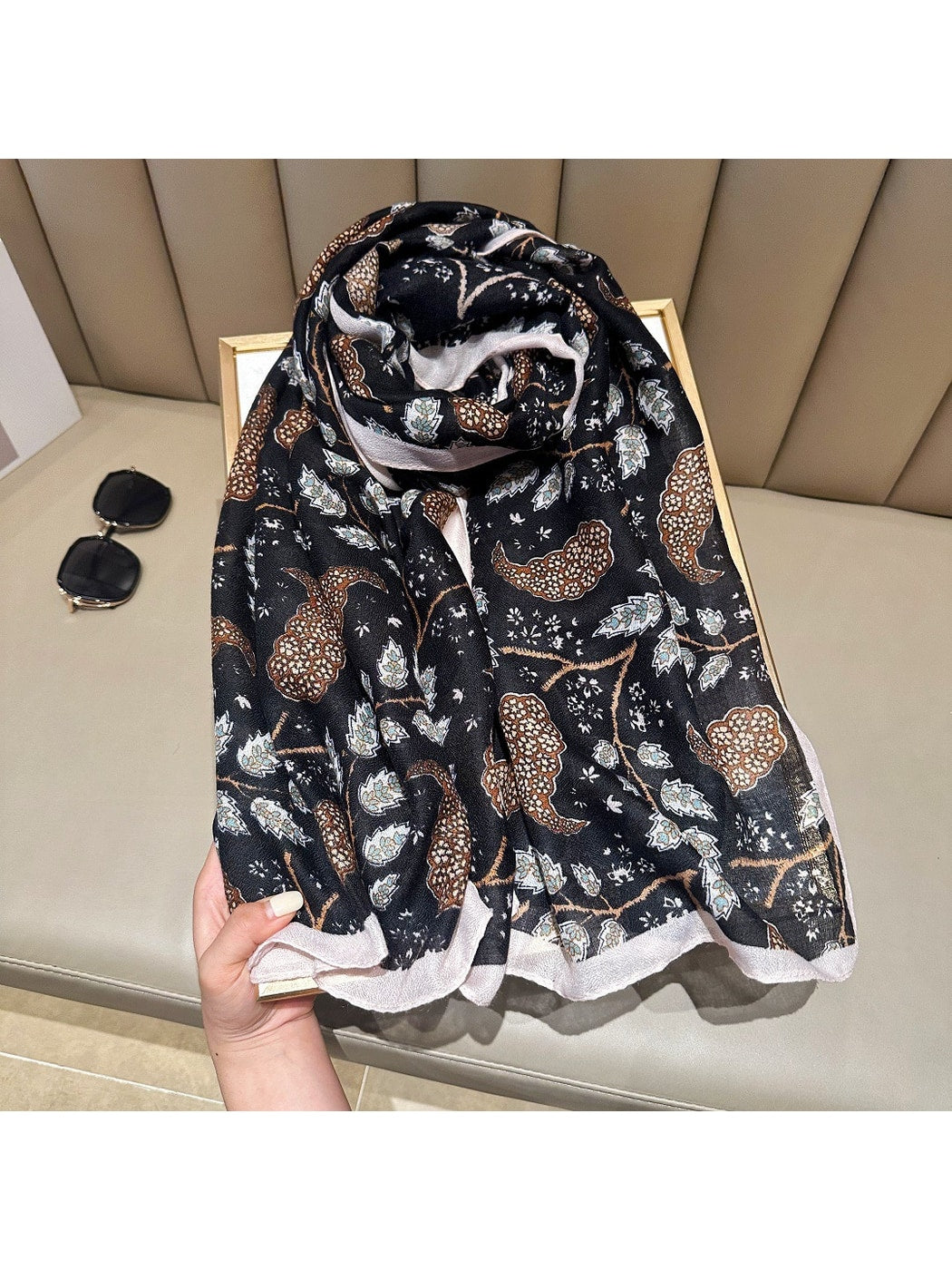 Scarvii - Elegant Plant Patterns Lightweight Wrap Scarf