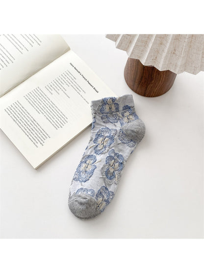 Rufia - Vintage Flower Pattern Ankle Socks