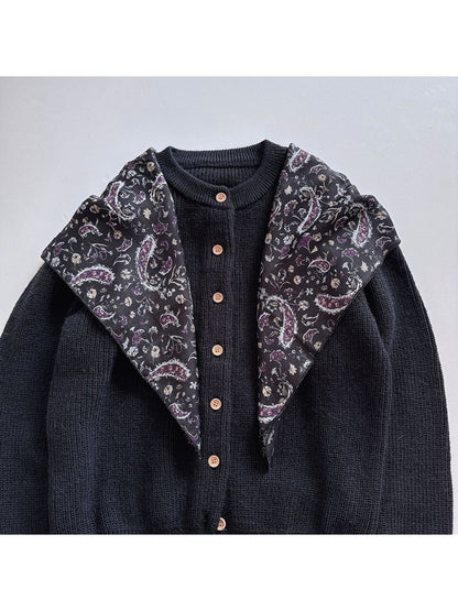 Scarvii - Retro Paisley Pattern Square Scarf