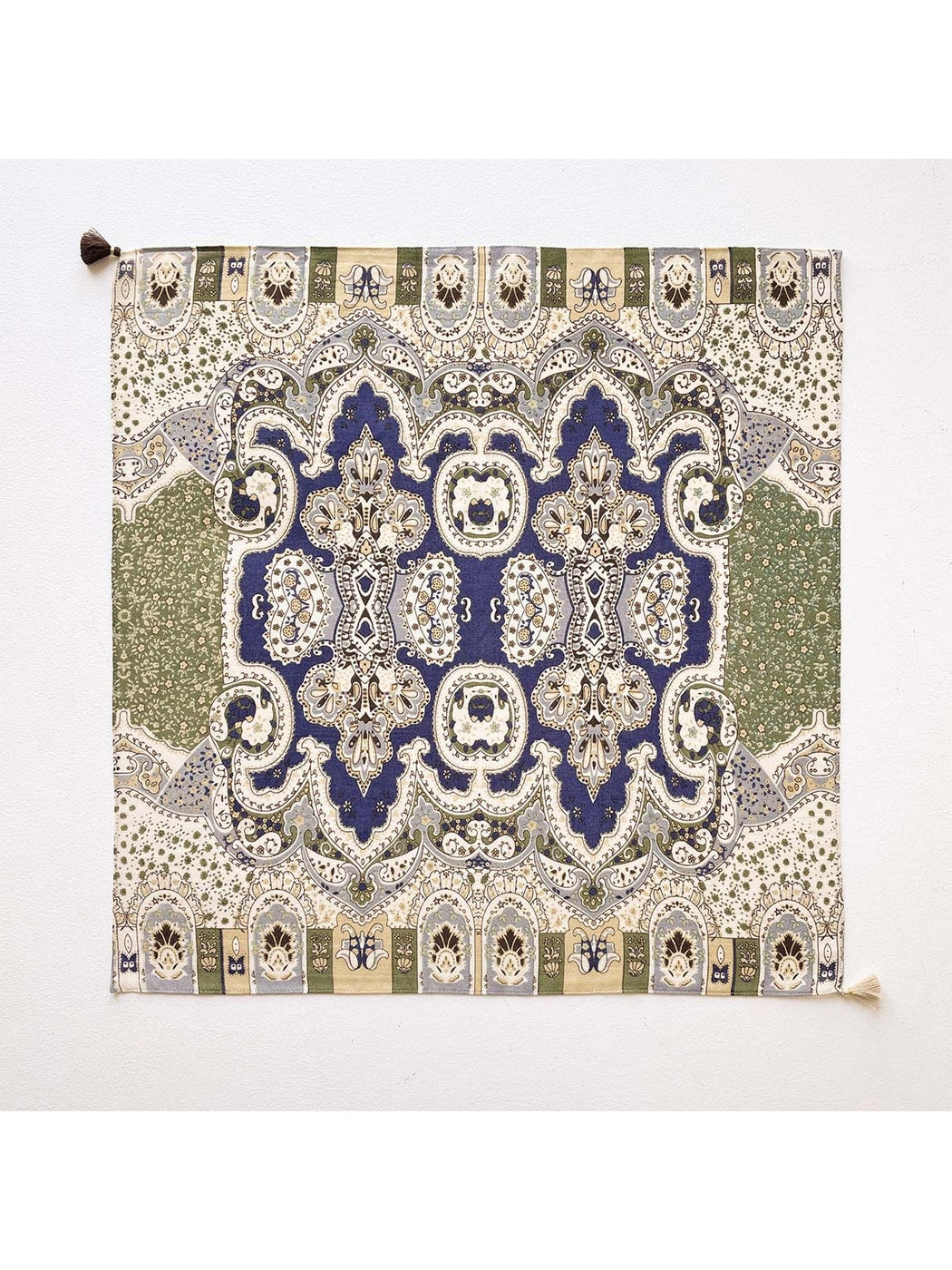 Scarvii Retro Print Workwear Neck Square Scarf product image