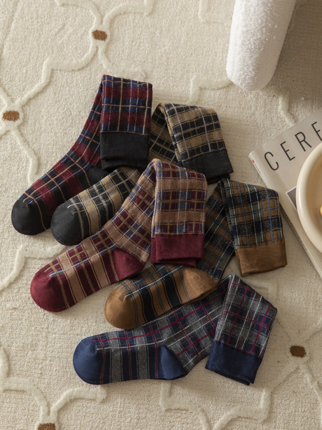 Rufia - Retro Plaid Knee High Socks