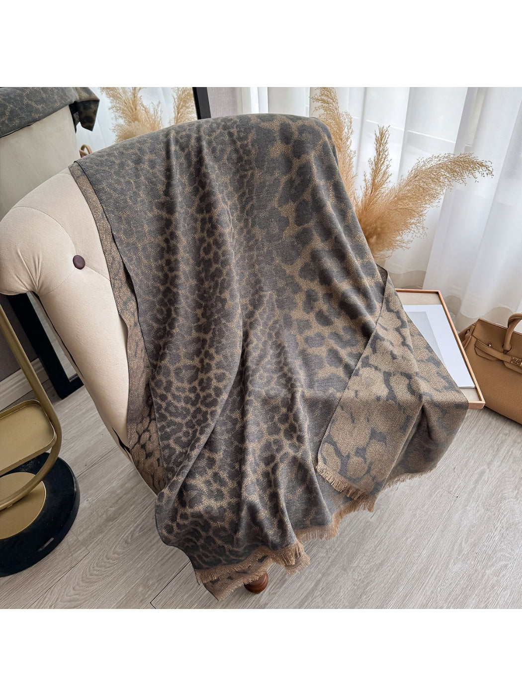 Scarvii - Soft Leopard Print Oversized Scarf