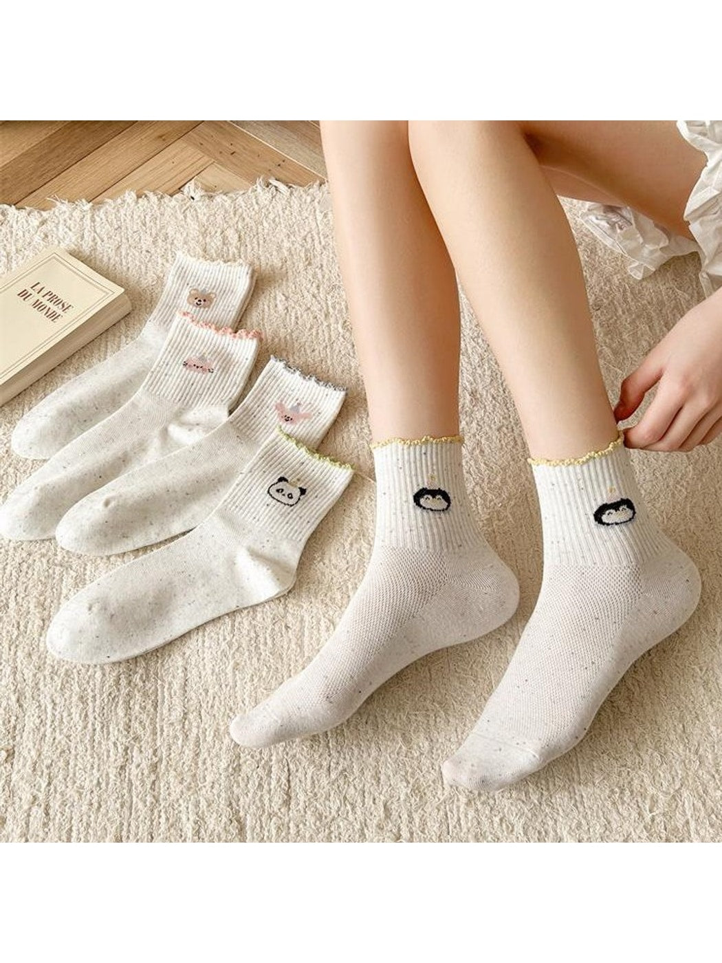 Rufia - Playful Animal Motif Ruffle Crew Socks