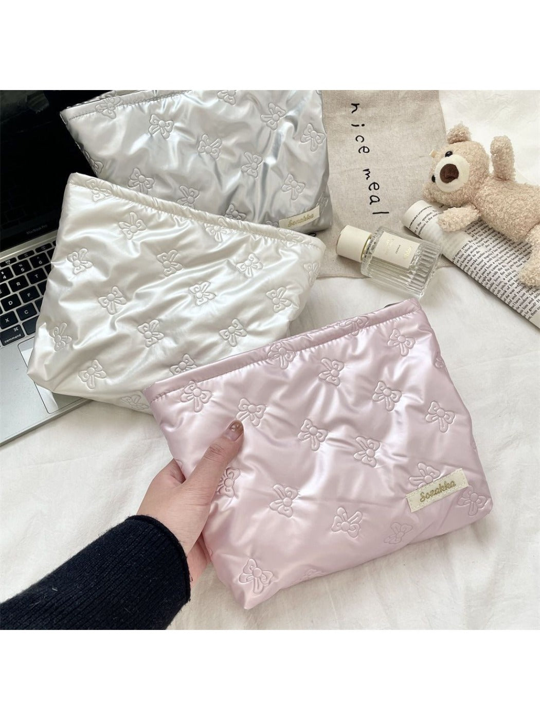 Cosbai – Quilted Cosmetic Bag with Bowknot Print