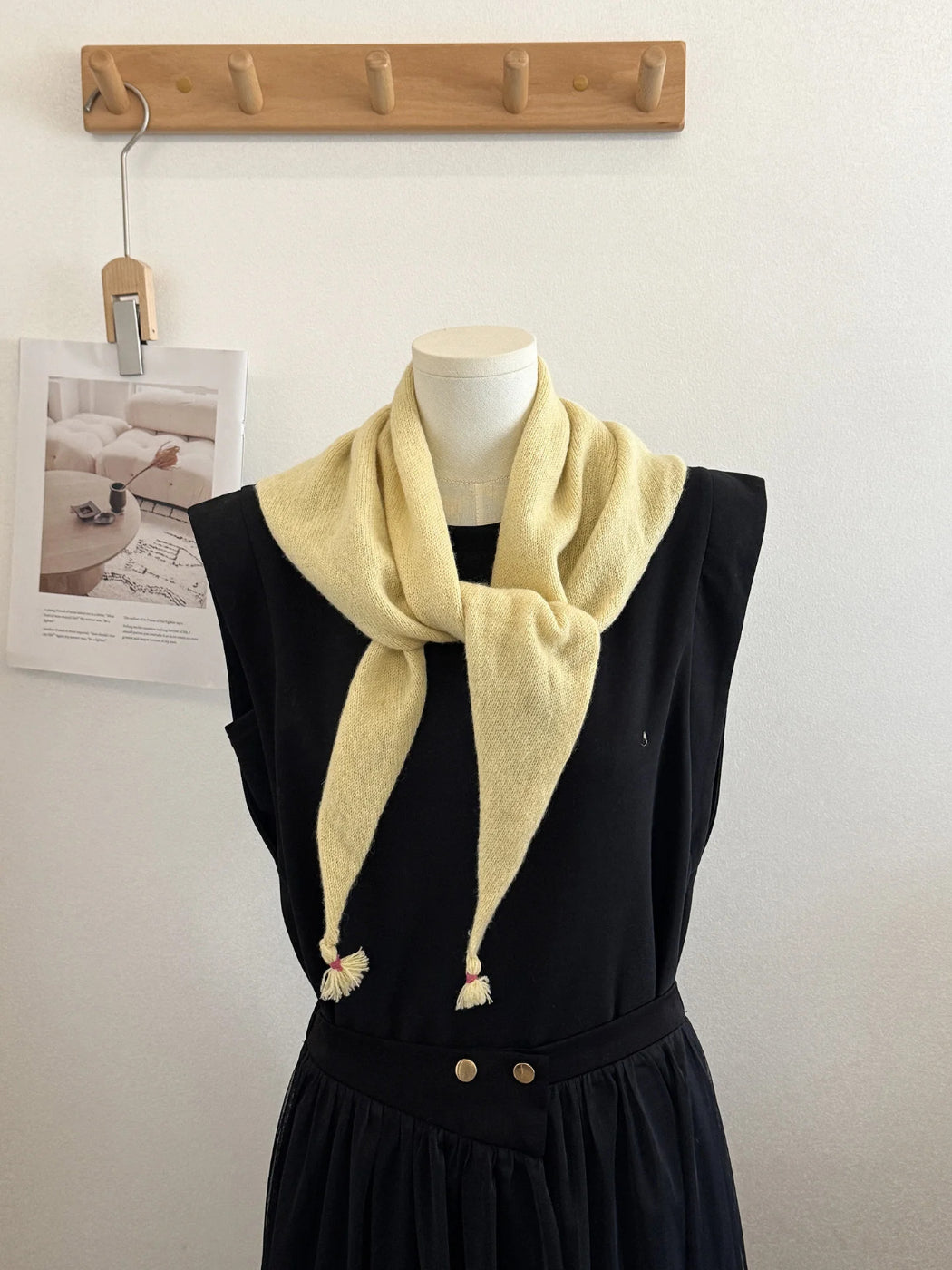 Scarvii - Knit Tassel Triangle Scarf