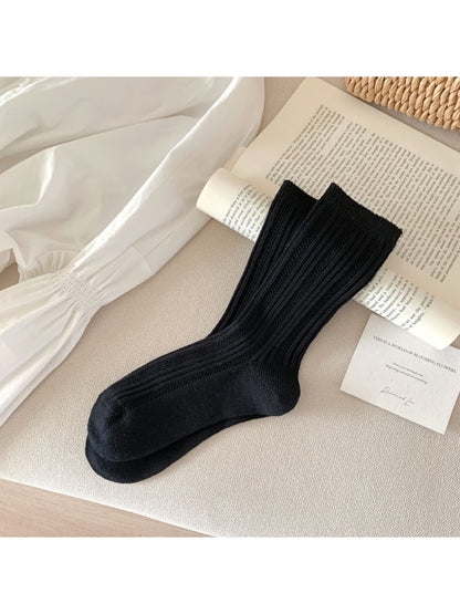 Rufia Soft Ribbed Textured Casual Crew Socks product image 4