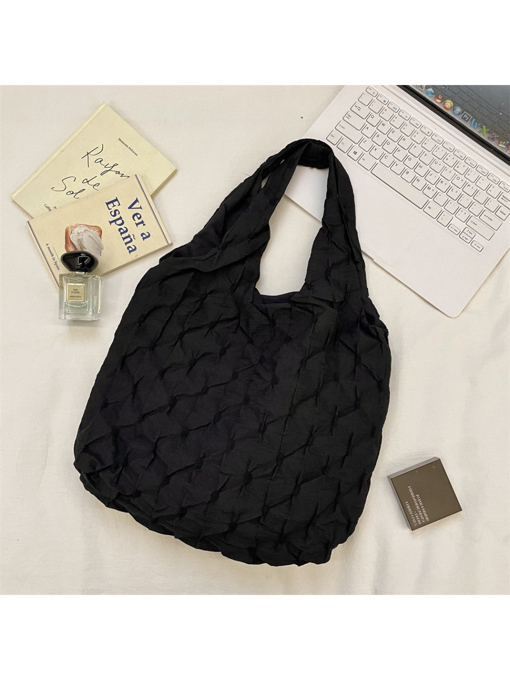 Cosbai - Lightweight Quilted Shoulder Bag