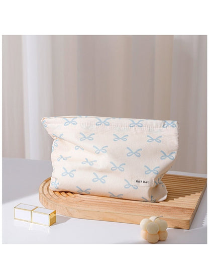 Cosbai - Sweet Style Bow Print Makeup Storage Bag