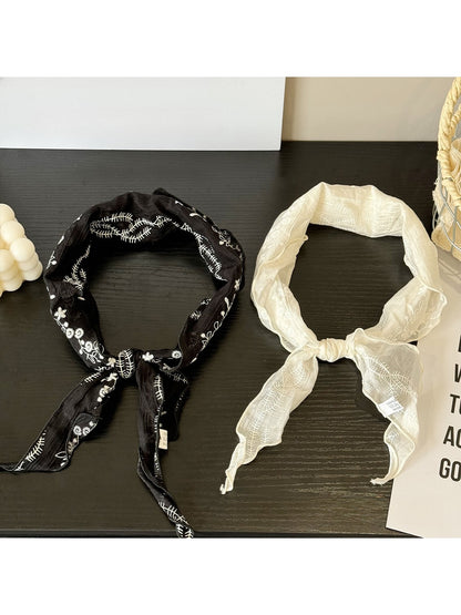 Scarvii - Embroidered Trim Decorative Triangle Bandana