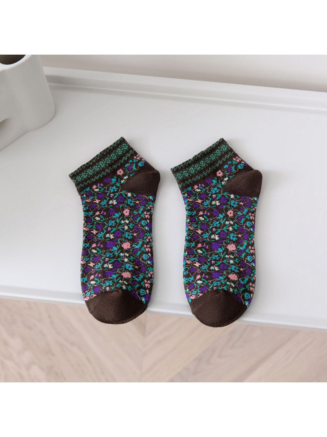 Rufia - Floral Pattern Women's Ankle Socks