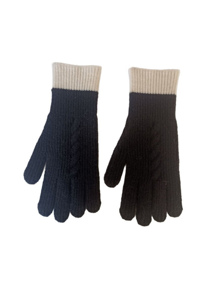 Gloving - Colorblock Cable Knit Gloves