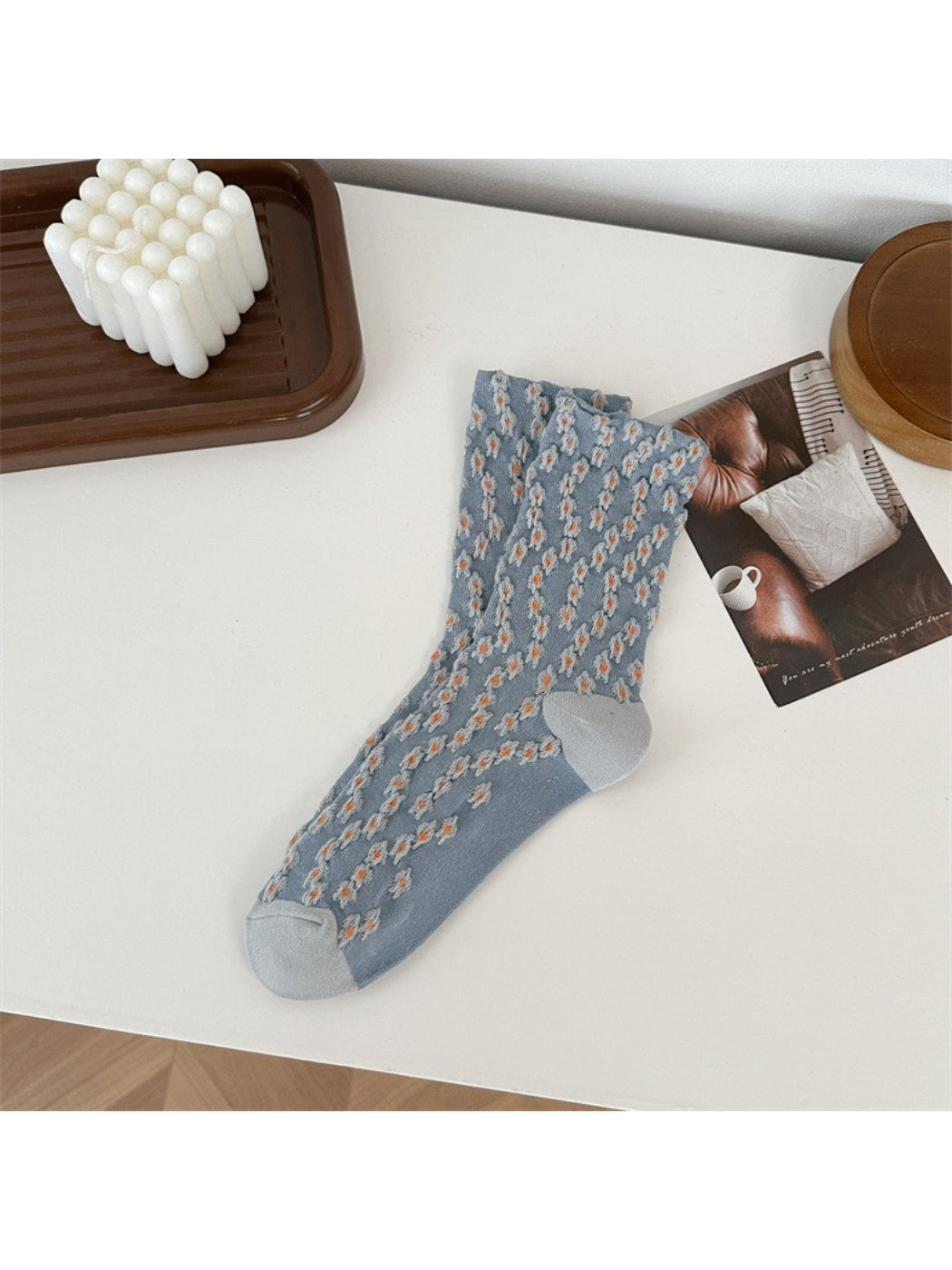 Rufia - Vintage Raised Dot Jacquard Crew Socks