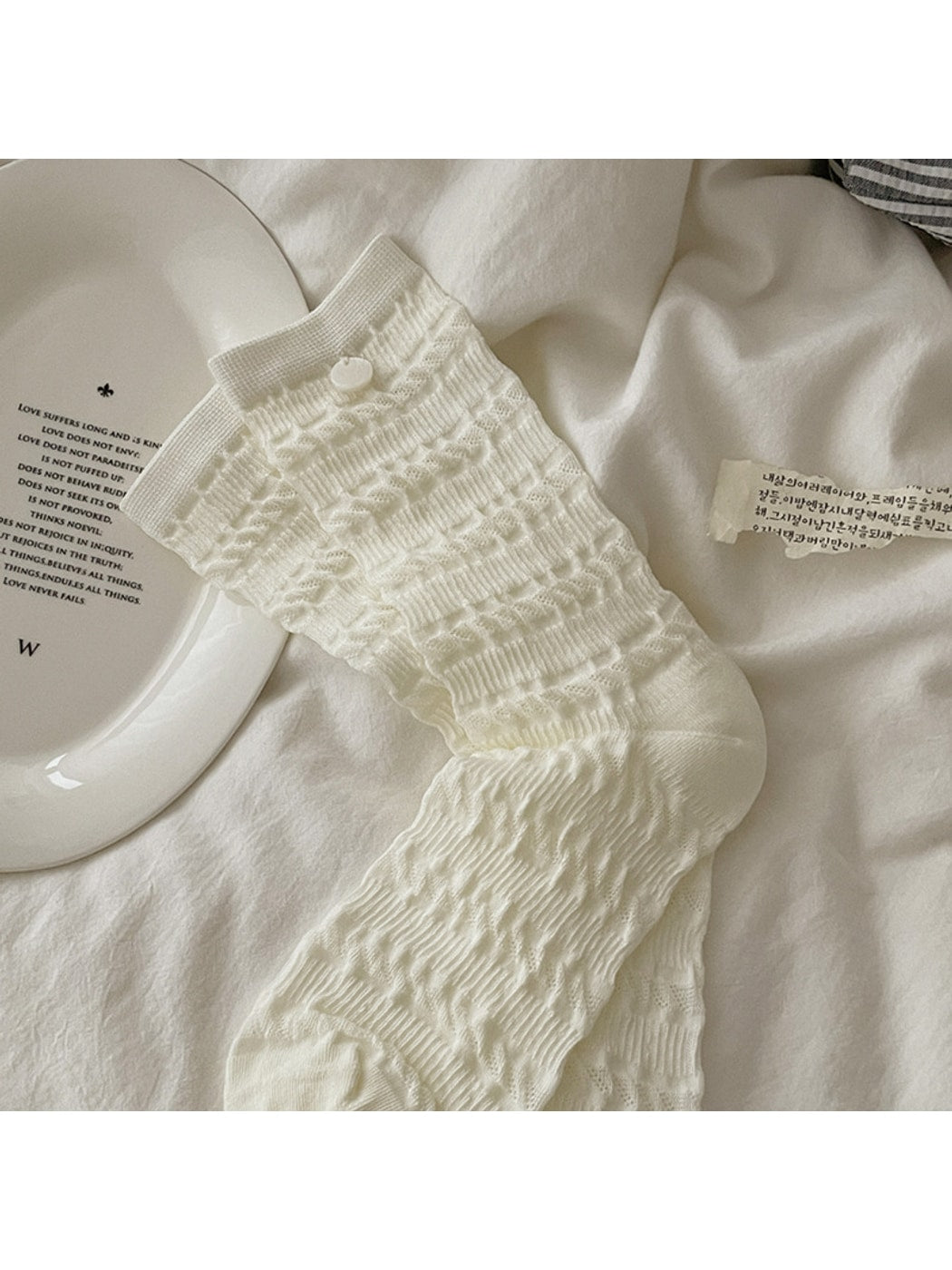 Rufia - Solid Button Decor Crew Socks