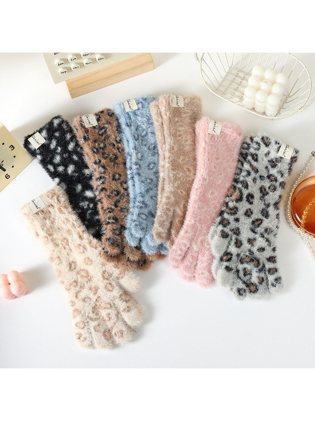 Gloving - Leopard Print Fuzzy Knit Long Cuff Gloves