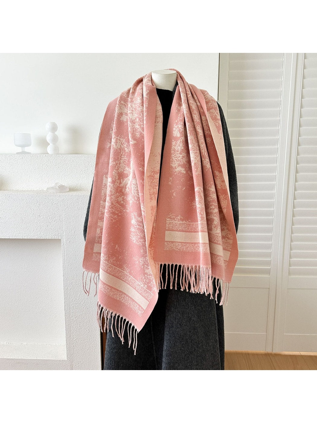 Scarvii - Reversible Jacquard Fringe Scarf