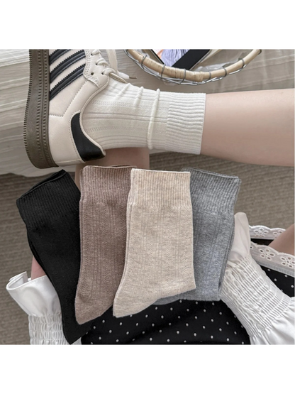 Rufia - Solid Color Ribbed Crew Socks