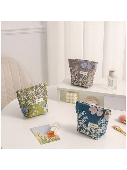 Cosbai - Jacquard Floral Cosmetic Bag