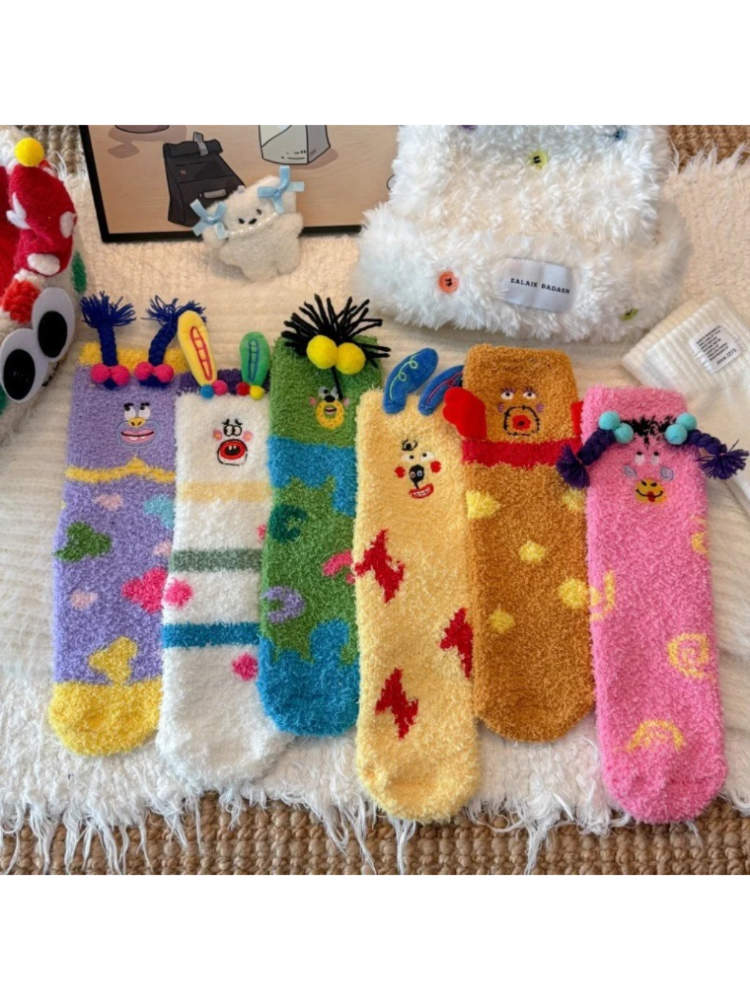 Rufia - Cartoon Face Abstract Fuzzy Crew Socks