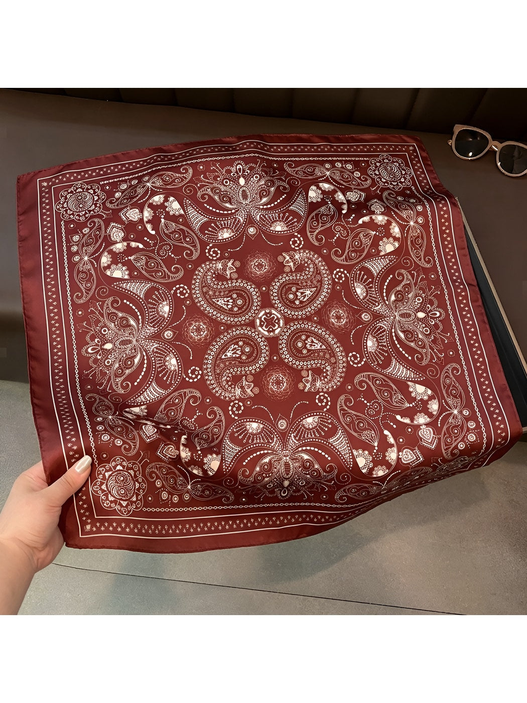 Scarvii - Vintage-Inspired Patterned Neck Square Scarf