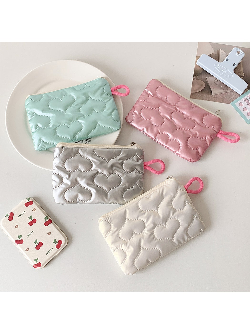 Cosbai - Quilted Heart Pattern Zip Pouch Bag