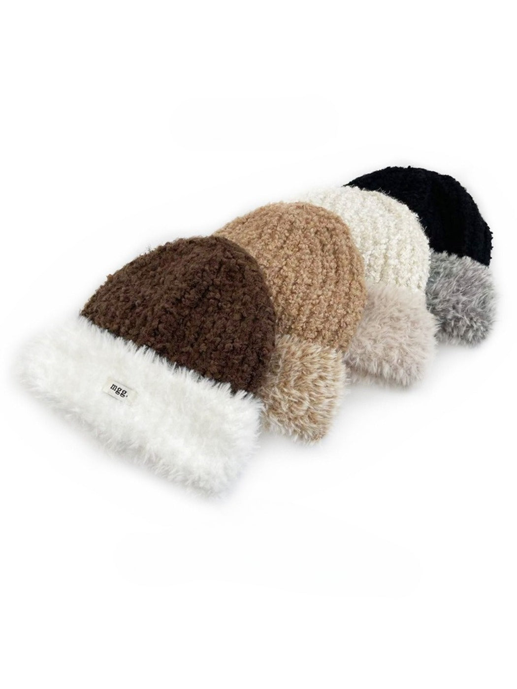 Haila – Fuzzy Contrast Trim Beanie