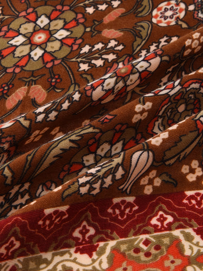 Scarvii - 27'' Retro Print Square Scarf - Classic & Chic