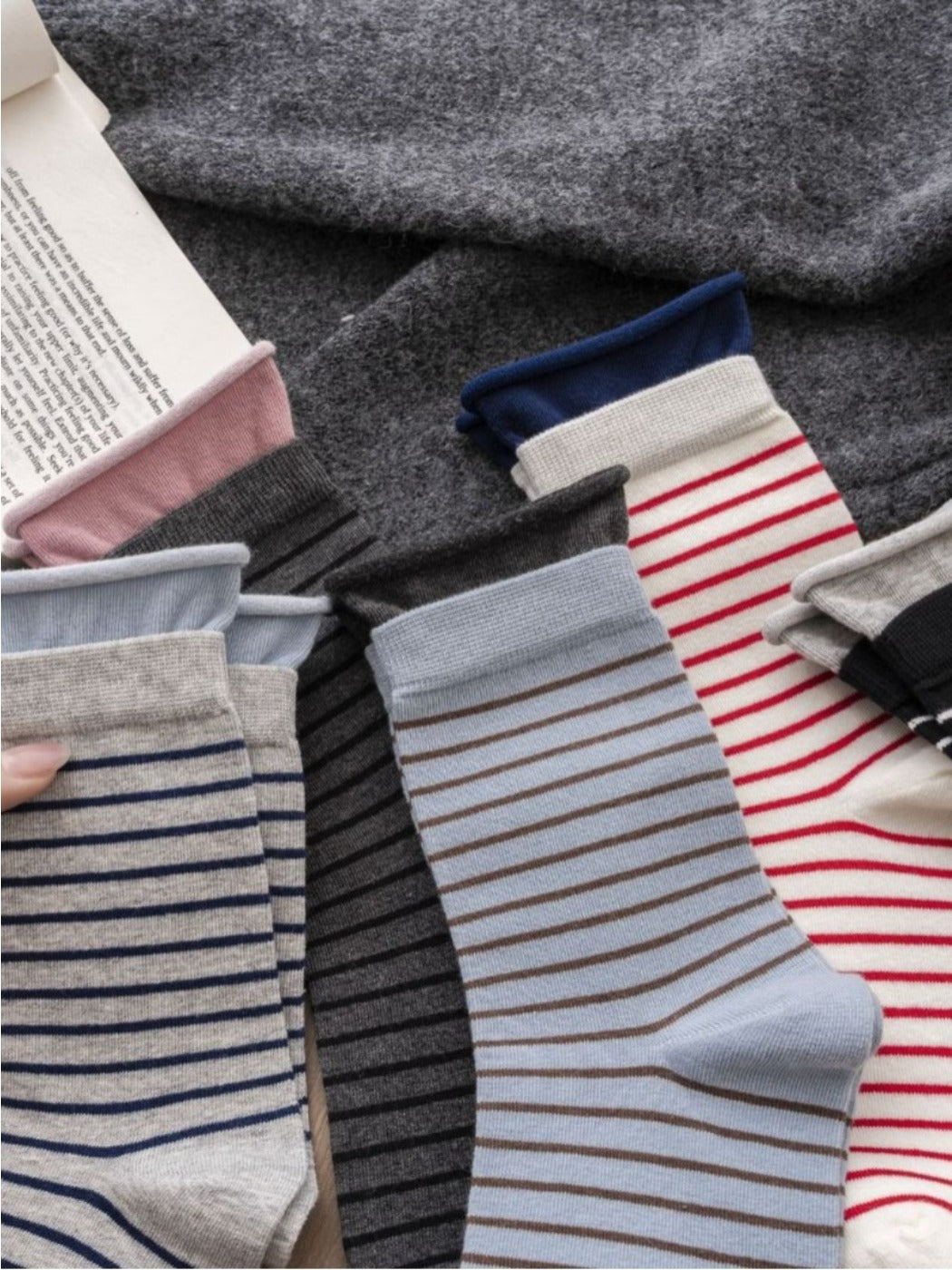 Rufia – Colorblock Stripe Mid-Calf Socks
