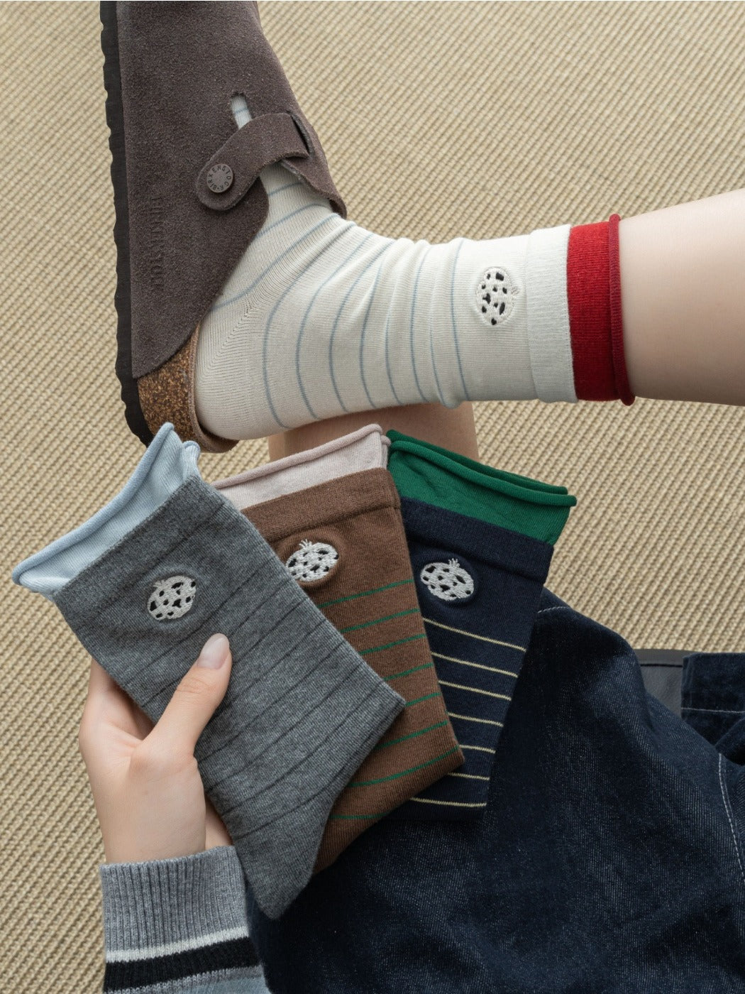 Rufia – Mid-Calf Color Block Cartoon Socks