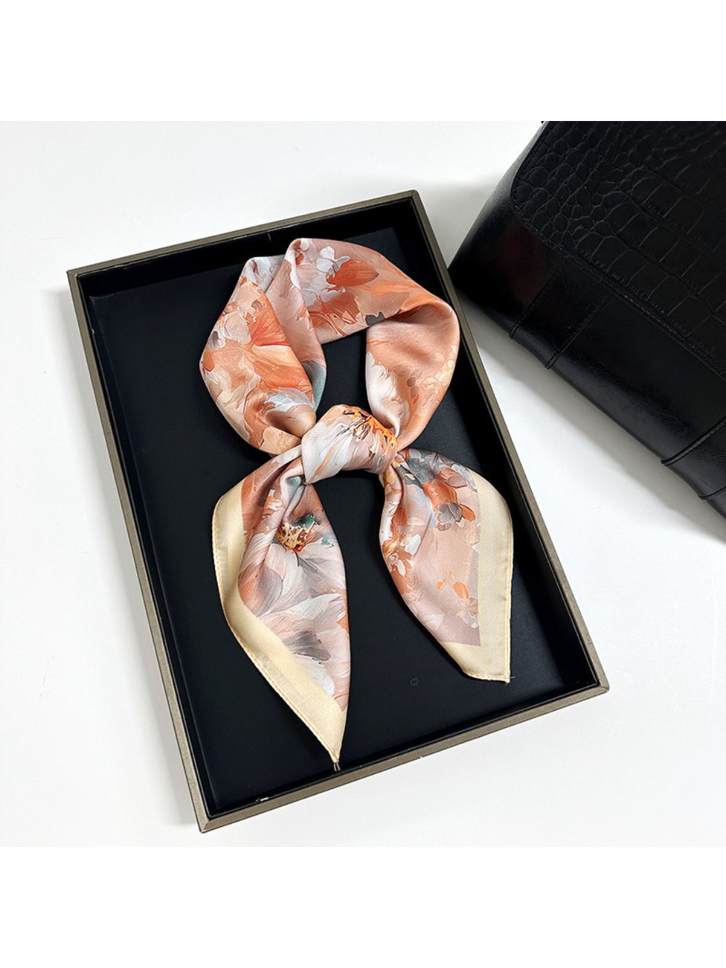 Scarvii - Soft Bloom Print Scarf