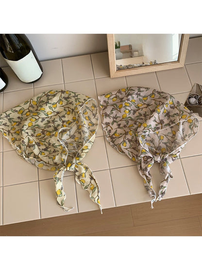 Scarvii - Fresh Style Floral Printed Triangle Scarf - Light & Airy