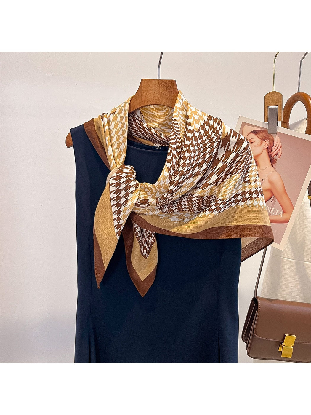 Scarvii - Printed Houndstooth Border Square Scarf
