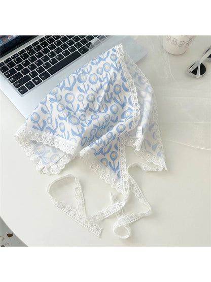 Scarvii - Lace-Trim Patchwork Triangle Scarf