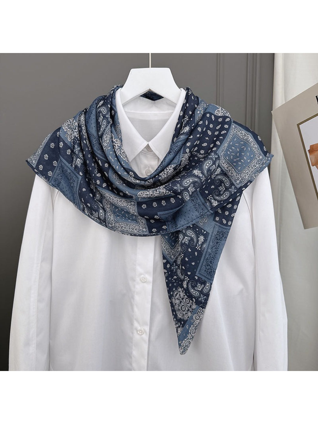 Scarvii - Vintage Patchwork Bandana Scarf