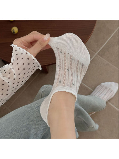 Rufia - Minimal Dotted Openwork Low Ankle Socks