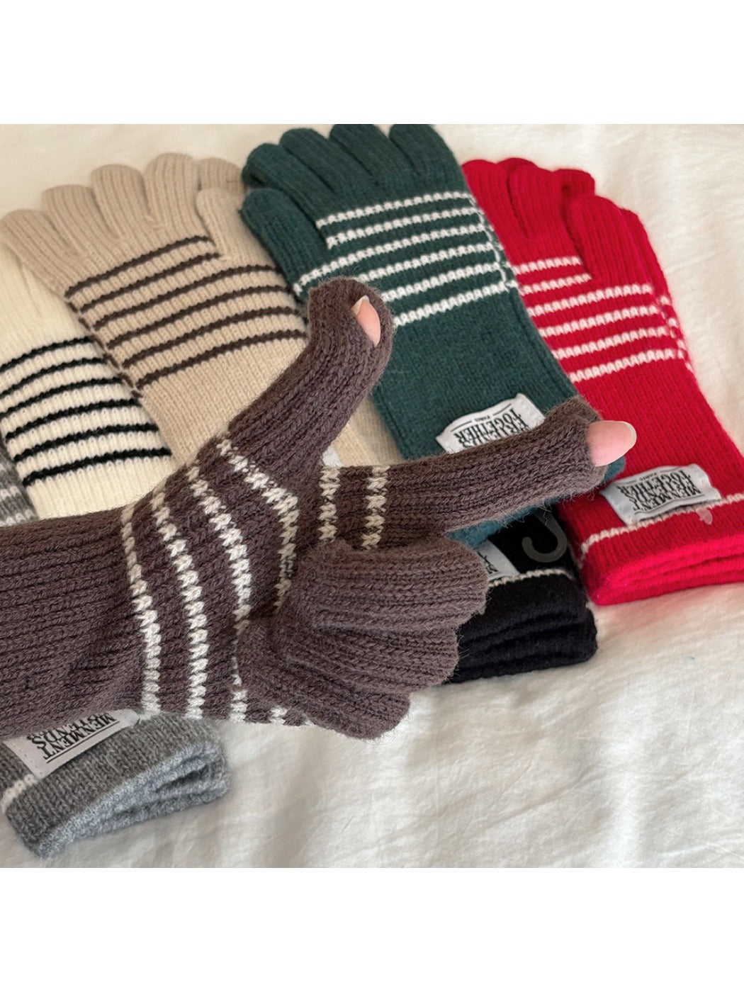 Gloving - Striped Women's Gloves with Tag