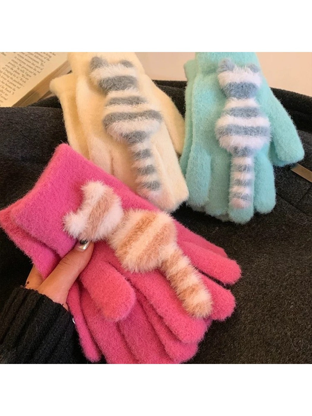 Gloving - Cozy Cat Striped Knit Gloves for Women