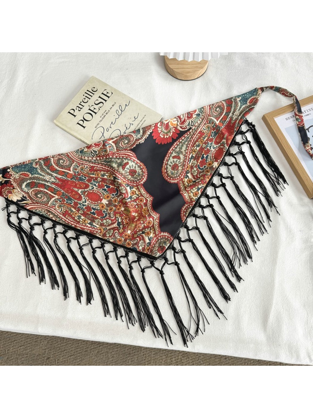Scarvii - Chic Fringed Fashion Triangle Bandana
